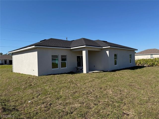 484 Westdale AVE, Lehigh Acres, FL 33972