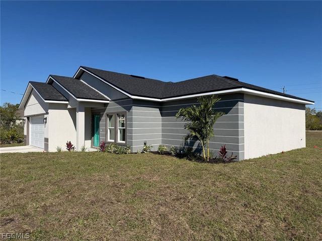 484 Westdale AVE, Lehigh Acres, FL 33972