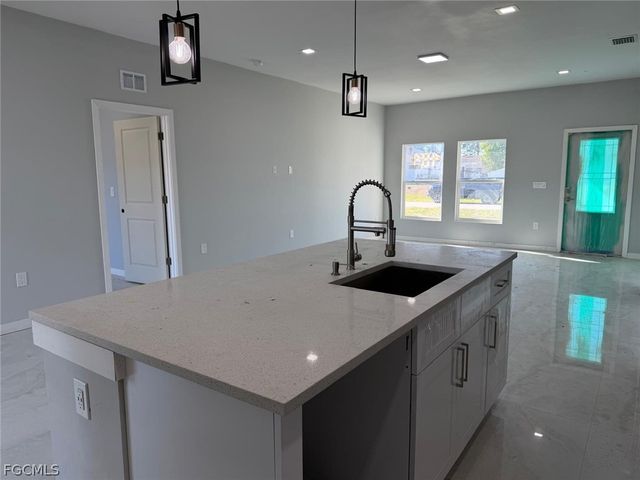 484 Westdale AVE, Lehigh Acres, FL 33972