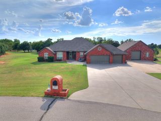 405 W Ponderosa Drive, Tuttle, OK 73089