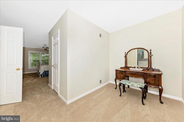 20516 HIGHLAND HALL DR, Gaithersburg, MD 20886