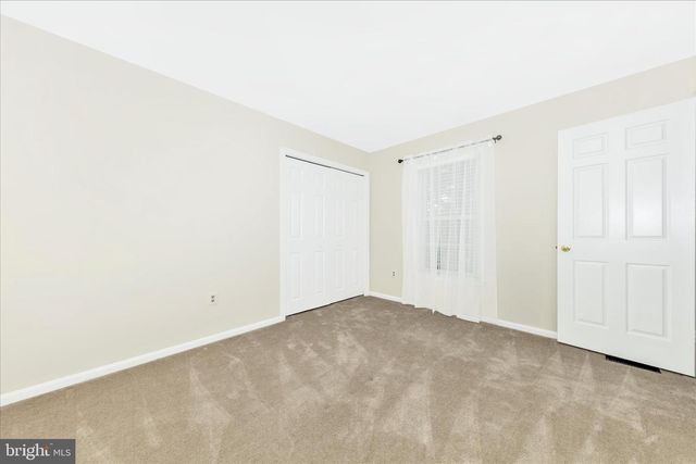 20516 HIGHLAND HALL DR, Gaithersburg, MD 20886
