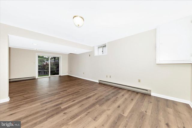 20516 HIGHLAND HALL DR, Gaithersburg, MD 20886