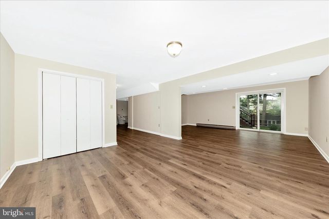 20516 HIGHLAND HALL DR, Gaithersburg, MD 20886