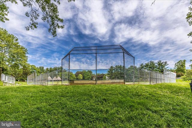 20516 HIGHLAND HALL DR, Gaithersburg, MD 20886