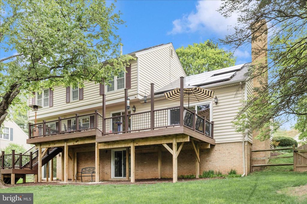 Image 47 of property listing at 20516 HIGHLAND HALL DR, Gaithersburg, MD 20886