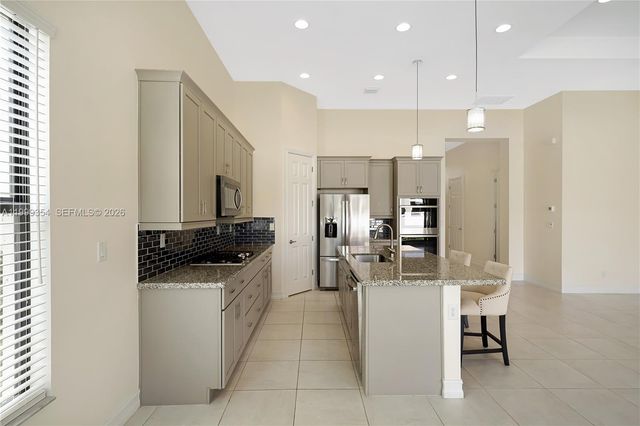 11815 N Leon Cir N 11815, Parkland, FL 33076