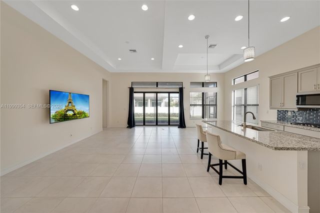 11815 N Leon Cir N 11815, Parkland, FL 33076