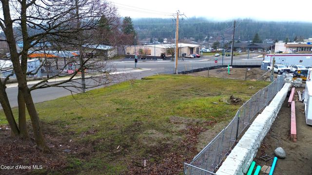 1113 W Davidson AVE, Coeur D'alene, ID 83814