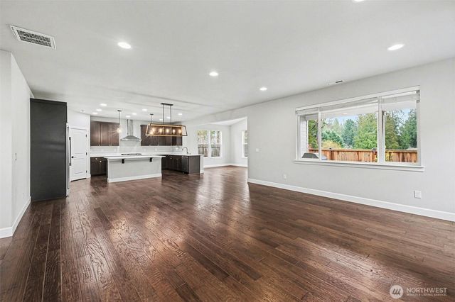 25818 208th Avenue SE, Covington, WA 98042