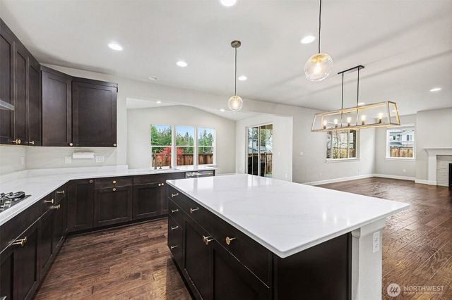 25818 208th Avenue SE, Covington, WA 98042