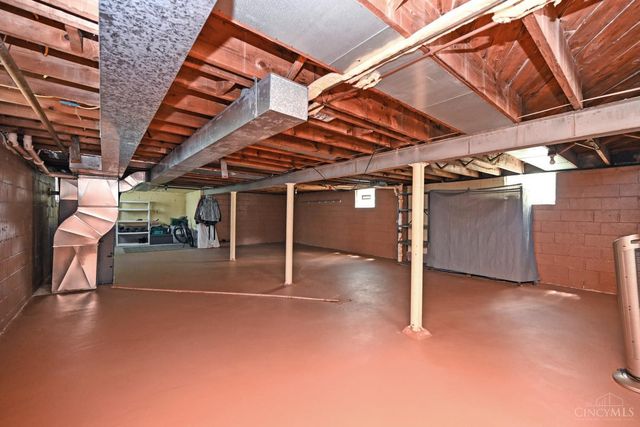 4027 Smith Road, Cheviot, OH 45211