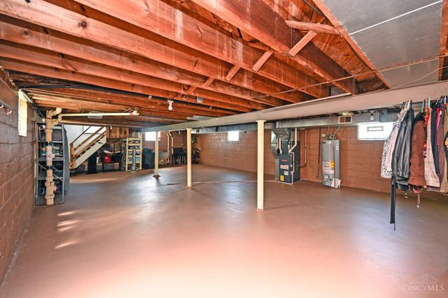 4027 Smith Road, Cheviot, OH 45211