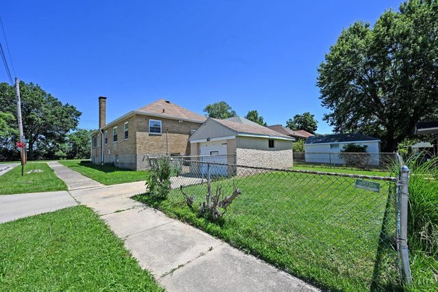 4027 Smith Road, Cheviot, OH 45211