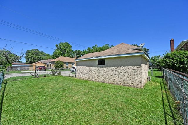 4027 Smith Road, Cheviot, OH 45211