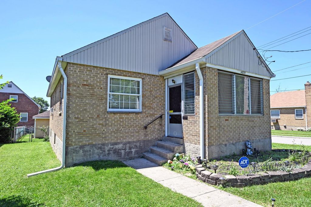 4027 Smith Road, Cheviot, OH 45211