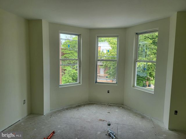 1224 EMPIRE AVE, Camden, NJ 08103