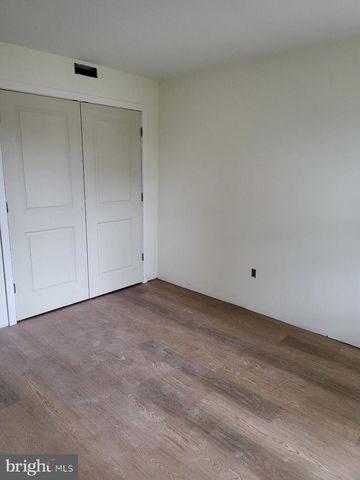 1224 EMPIRE AVE, Camden, NJ 08103