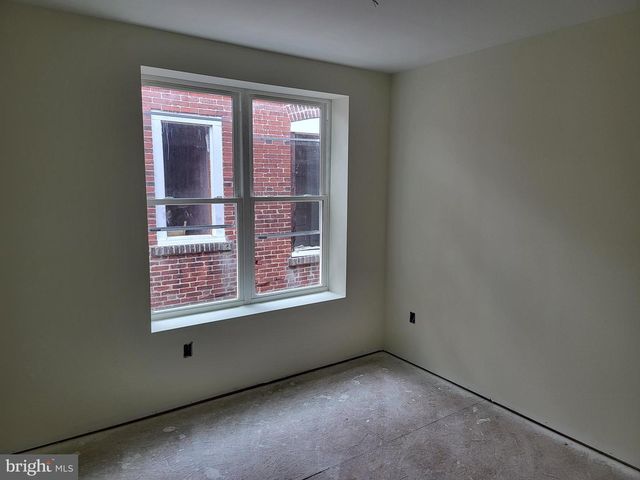 1224 EMPIRE AVE, Camden, NJ 08103