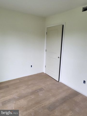 1224 EMPIRE AVE, Camden, NJ 08103