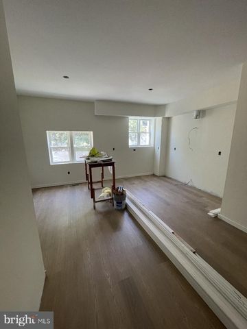 1224 EMPIRE AVE, Camden, NJ 08103