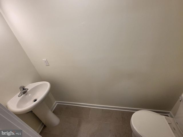 1224 EMPIRE AVE, Camden, NJ 08103