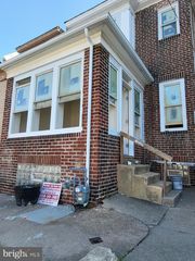 1224 EMPIRE AVE, Camden, NJ 08103