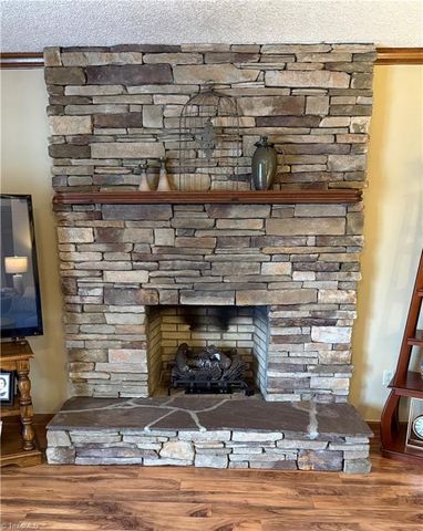2173 Hawthorne Lane, Wilkesboro, NC 28697