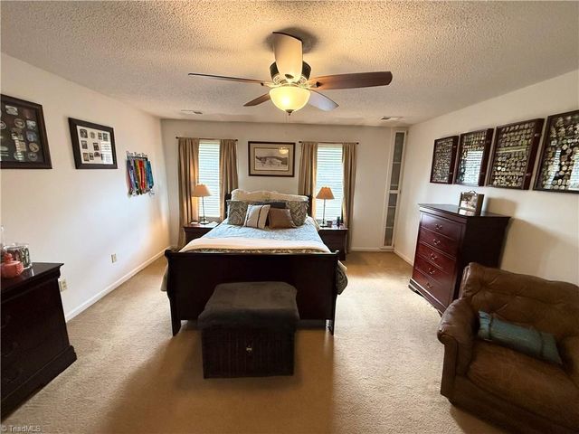2173 Hawthorne Lane, Wilkesboro, NC 28697