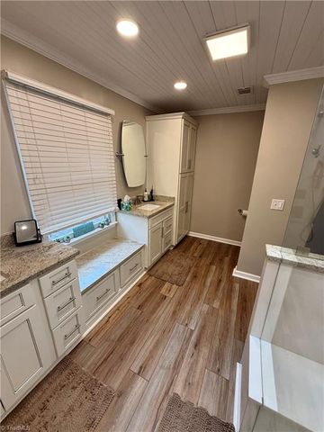 2173 Hawthorne Lane, Wilkesboro, NC 28697