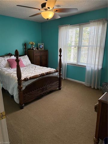 2173 Hawthorne Lane, Wilkesboro, NC 28697
