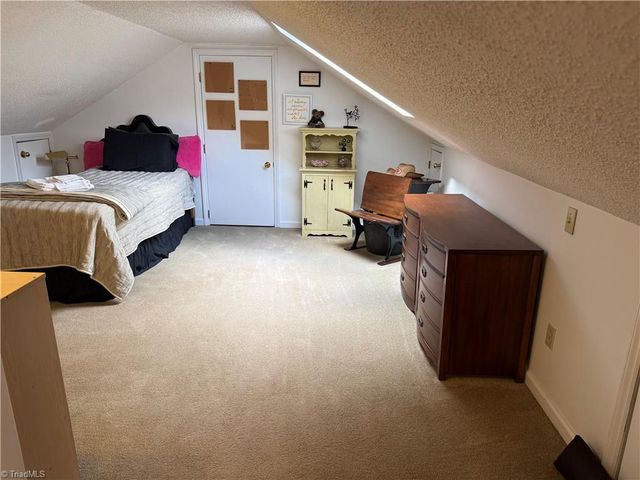 2173 Hawthorne Lane, Wilkesboro, NC 28697