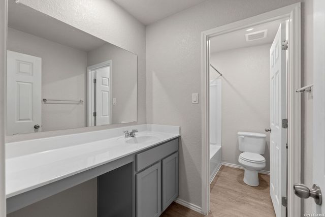 3452 Redbud Grove, San Antonio, TX 78264