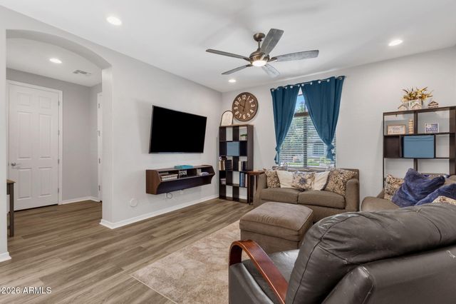 4132 E JONES Street, Gilbert, AZ 85295
