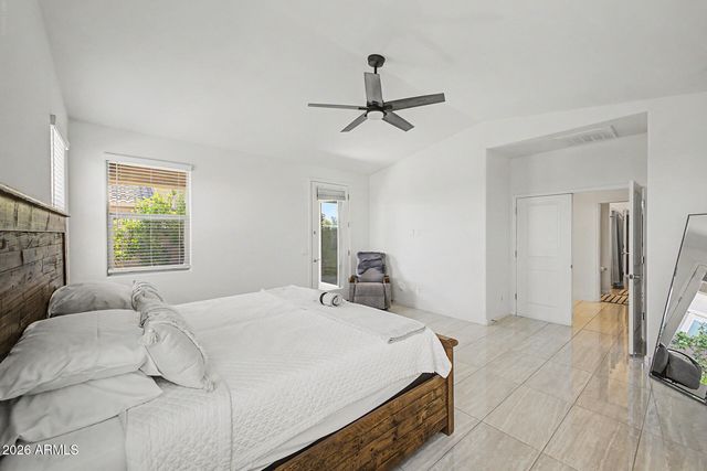 3414 W T RYAN Lane, Phoenix, AZ 85041