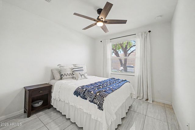 3414 W T RYAN Lane, Phoenix, AZ 85041