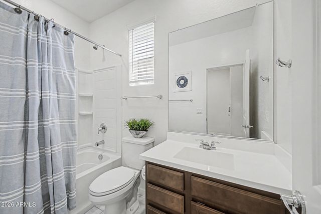 3414 W T RYAN Lane, Phoenix, AZ 85041