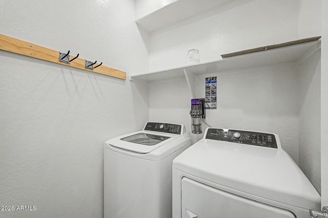 3414 W T RYAN Lane, Phoenix, AZ 85041