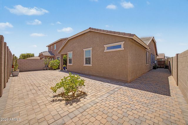 3414 W T RYAN Lane, Phoenix, AZ 85041