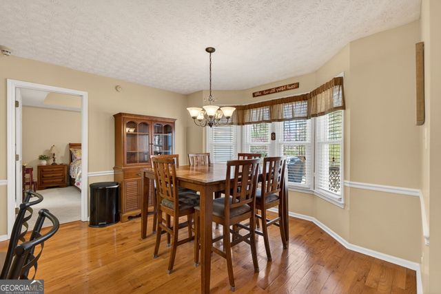 620 N Oakland Circle, Mcdonough, GA 30253