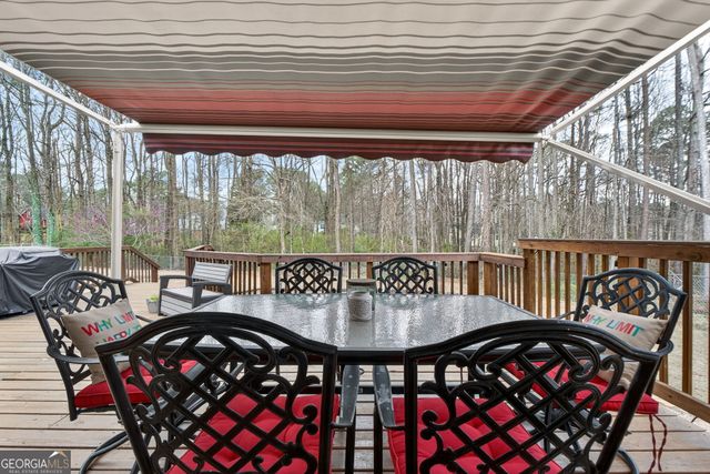 620 N Oakland Circle, Mcdonough, GA 30253