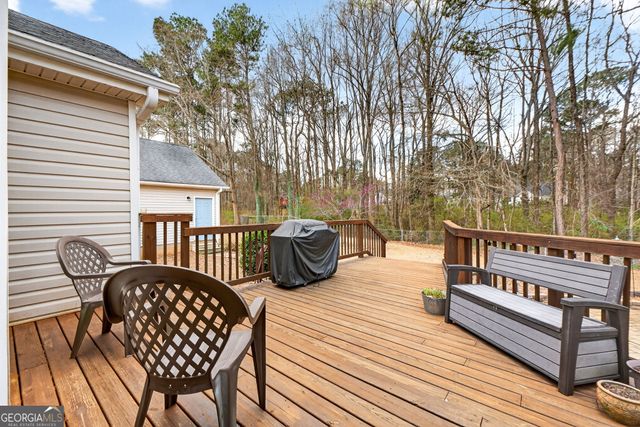 620 N Oakland Circle, Mcdonough, GA 30253