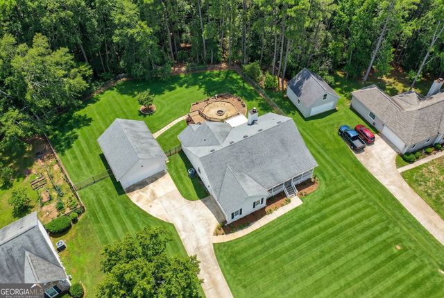 620 N Oakland Circle, Mcdonough, GA 30253