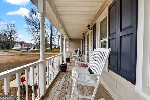 620 N Oakland Circle, Mcdonough, GA 30253