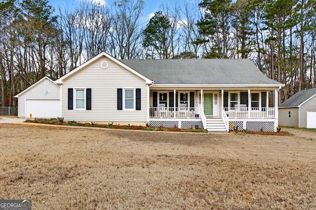 620 N Oakland Circle, Mcdonough, GA 30253