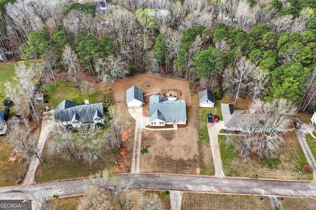 620 N Oakland Circle, Mcdonough, GA 30253