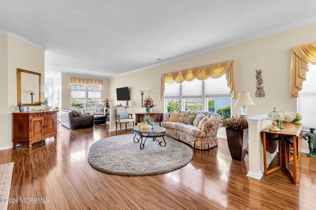 35 Quicksilver Court, Lakewood, NJ 08701