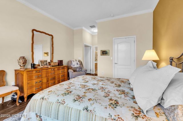 35 Quicksilver Court, Lakewood, NJ 08701