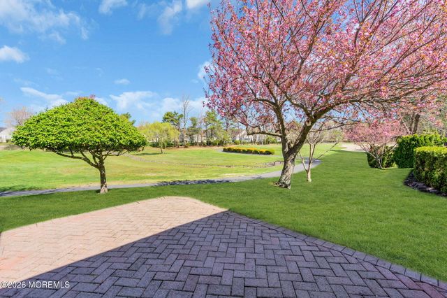 35 Quicksilver Court, Lakewood, NJ 08701