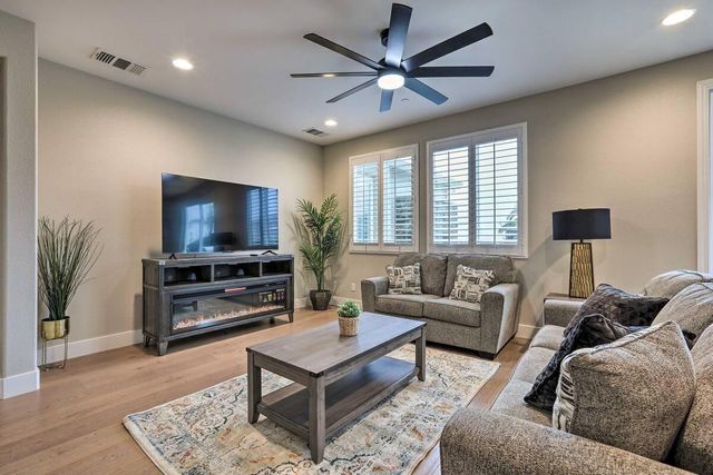 4120 Ice House Way, Roseville, CA 95747